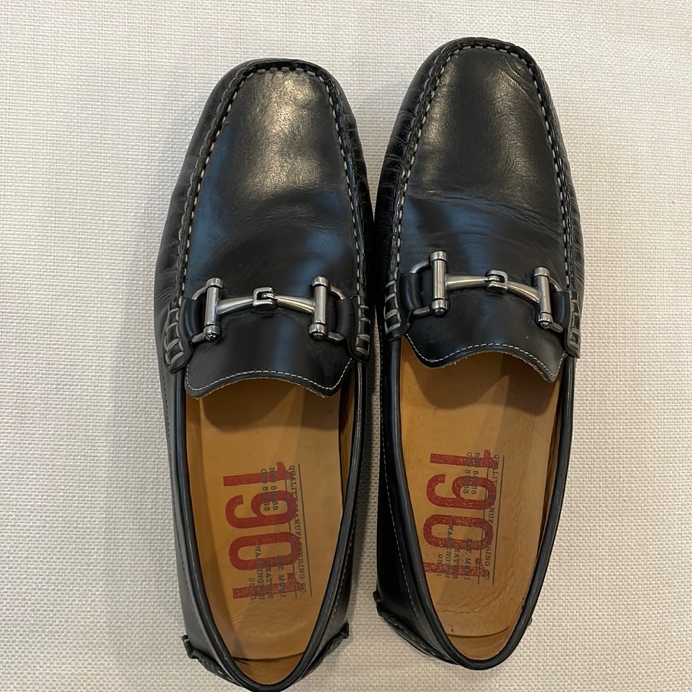 1901 Black Leather Loafers Size 10
